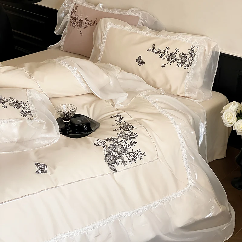 Flowers Embroidery Lace Ruffles Wedding Bedding Set 1000TC Egyptian Cotton Brushed Duvet Cover Set Fitted/Flat Sheet Pillowcases