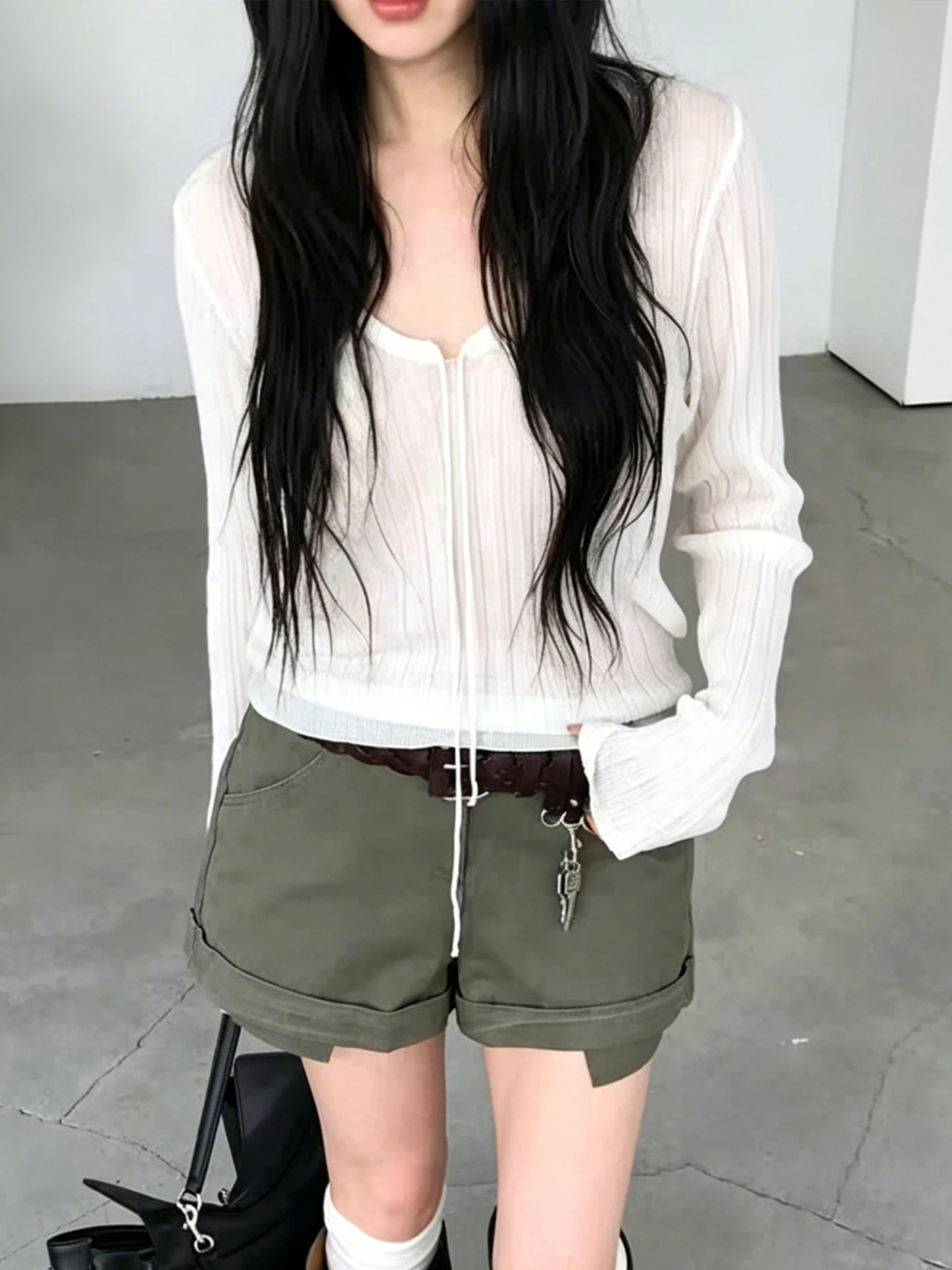 

Nuese Knitted T-Shirt Women's Spring Summer Lightweight V-Neck Long Sleeve Casual Fit Regular Thickness Stick Thin Effect