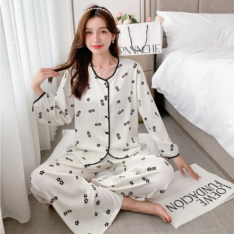 2026 Spring Autumn White Ice Silk Pajamas Women Star Sweet Soft Long Sleeve Pants Homewear 2piece Set Nightgown Sleepwear Nighty