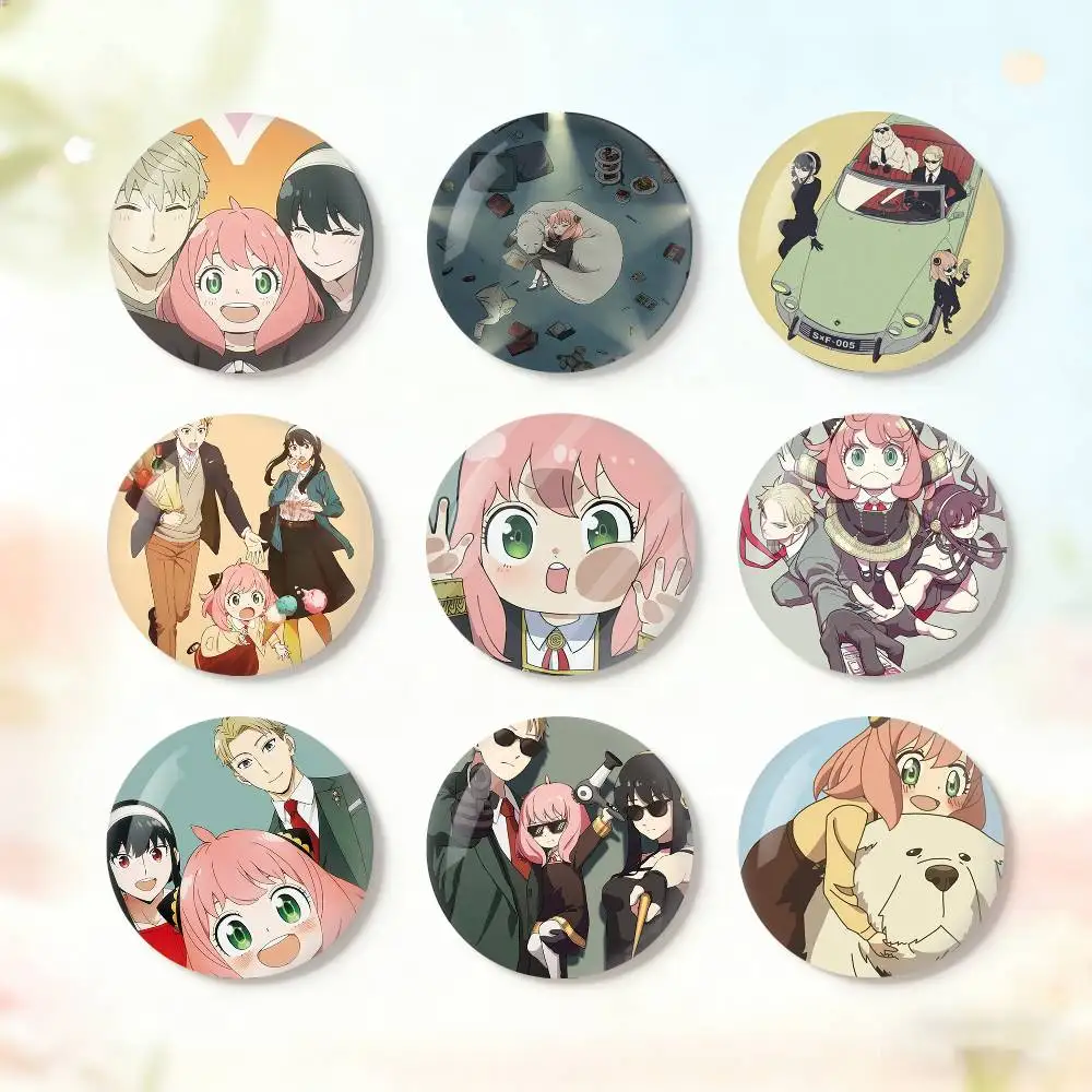 

Forger Family Spy Family Badge fragmentation laser Game Figure Soft Button Pins Handmade Cartoon Round Brooch Bag