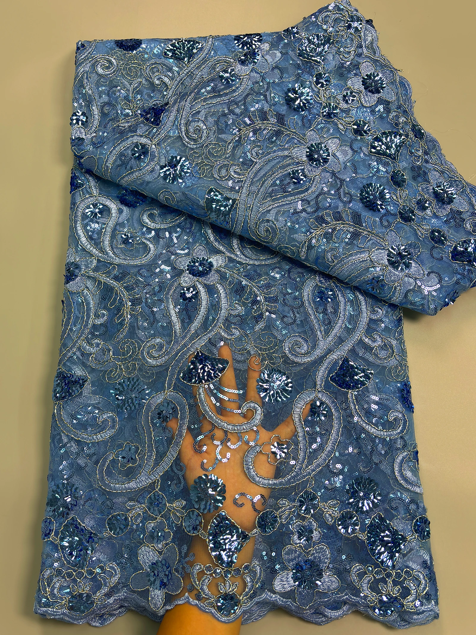 Luxuriöser, hochwertiger Nigeria-Pailletten-Mesh-Spitzenstoff 2026, 5 Yards, französischer Brautkleid-Stoff, bestickter afrikanischer Tüll-Spitzenstoff.