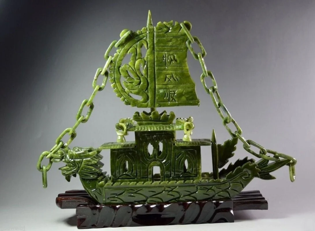 

Chinese Hand Carved Jade Dragon Incense Statue Dragon Boat Collect modern exquisite handicrafts