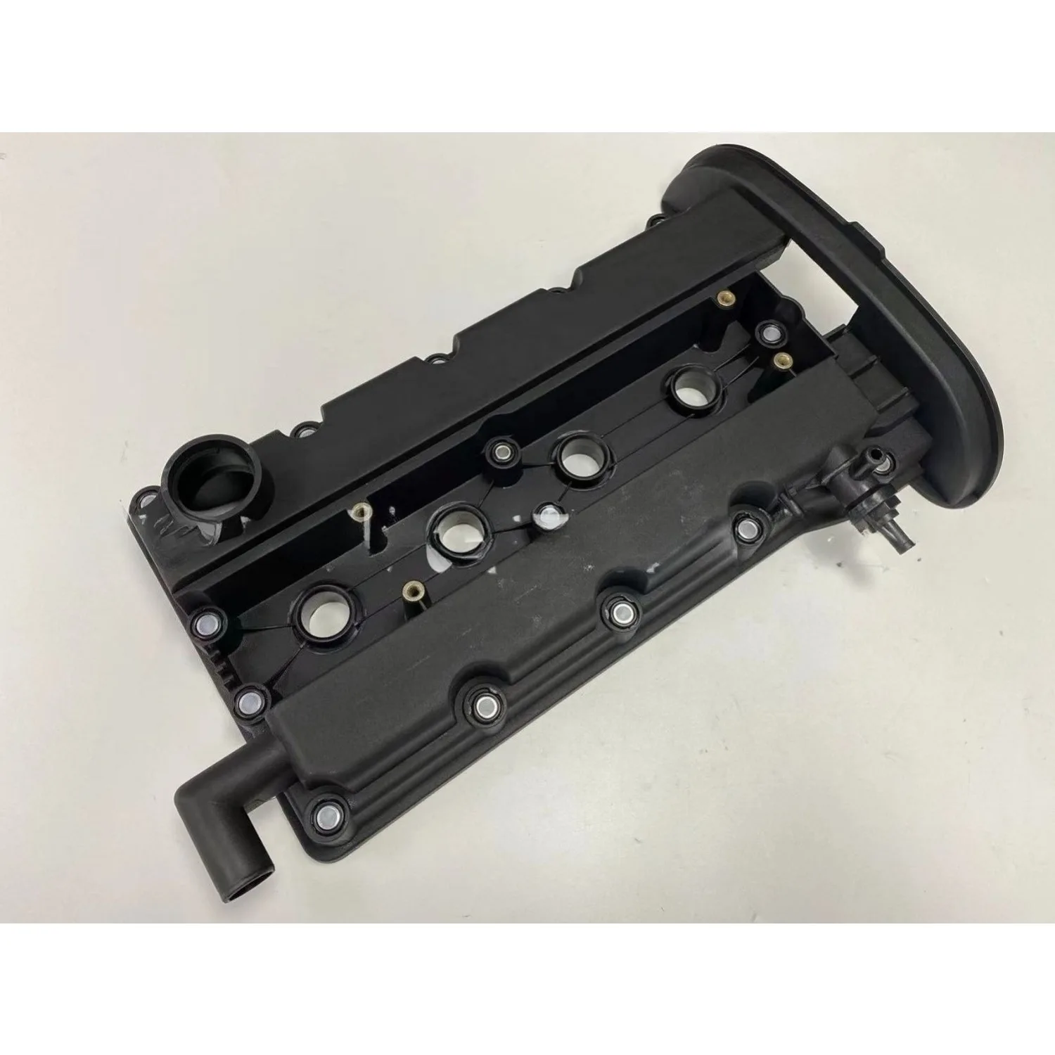 Automotive Valve Cover OE: 96473698 For Chevrolet AVEO / KALOS, Lacetti, Kalos, and Lacetti