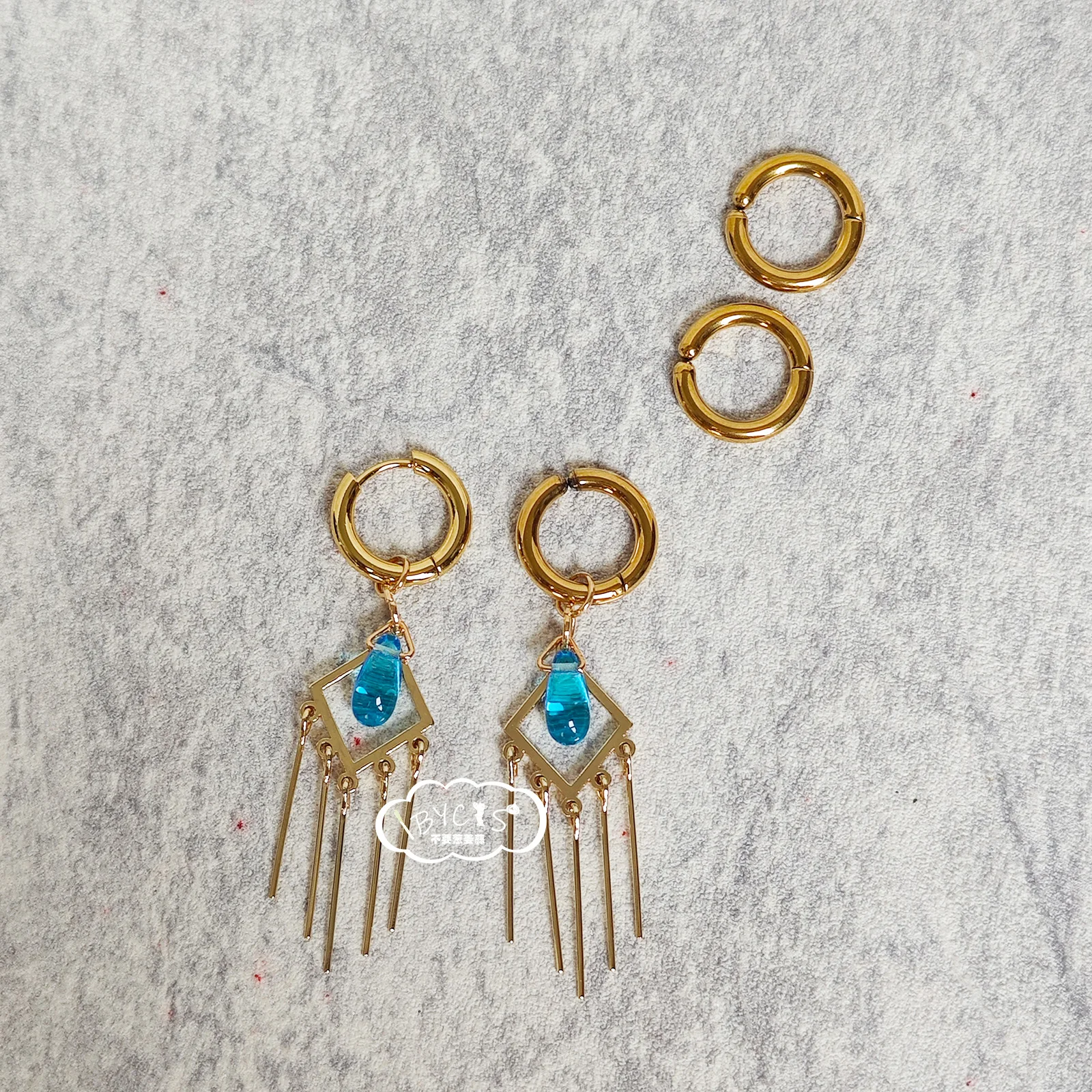 أنيمي NIJISANJI يوتيوب كانكانا تأثيري أقراط قرط كبس للنساء الرجال زي الدعائم مجوهرات اكسسوارات هدية الهالوين