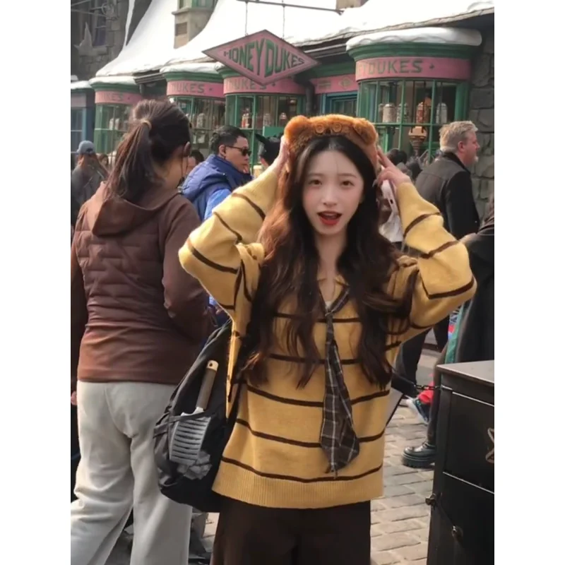 

Pullovers Womens Snow Heavyweight Heavy Weighty Ponderous Massive Bulky Large Big Enormous Immense Huge Gigantic Colossal Korean