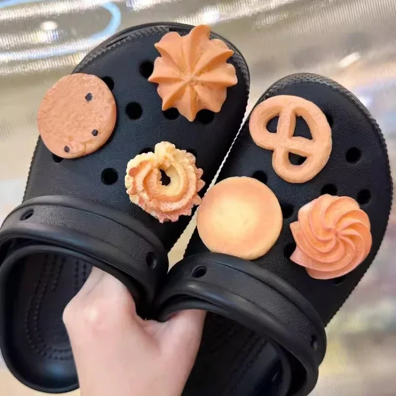 

Funny Mini Food Designer Charms Cute Cartoon DIY Sandals Accessories Fashion Quality Garden Shoe Decorations Lovely All-match
