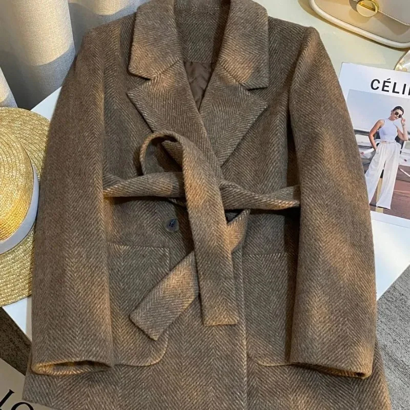 2026 Winter New Product High-end Coffee Color Retro Lace-up Cotton-padded Woolen Blazer Women's Commuting Leisure
