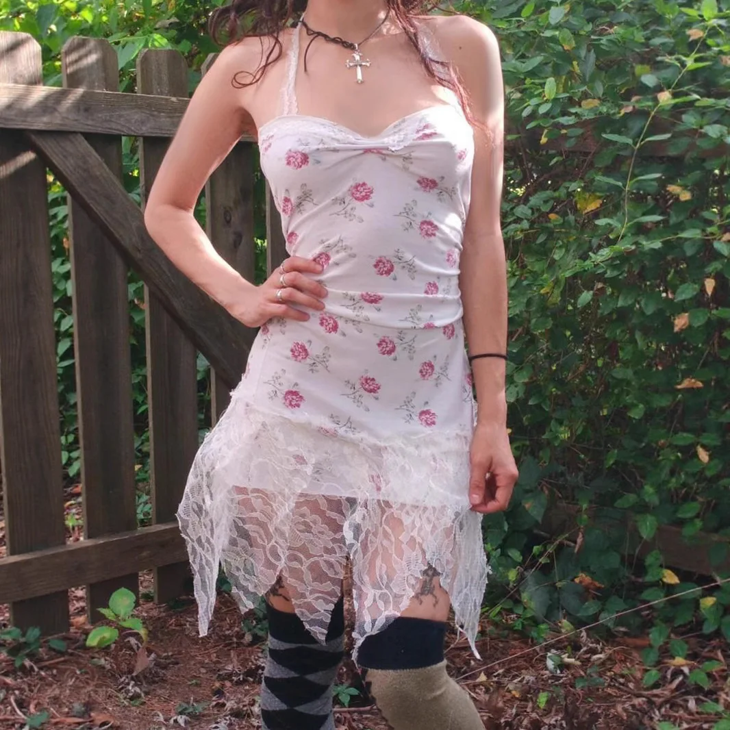 

Floral Summer Dress 2025 V Neck Lace Sexy Vacation Style Pure Desire Short Dress