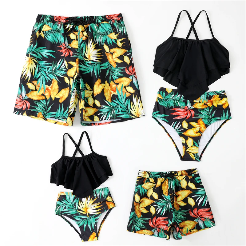 2024 Leaf Swimsuits Family Matching Outfits Look Ruffled Mother Daughter Swimwear Mommy and Me Clothes Father Son Swim Shorts