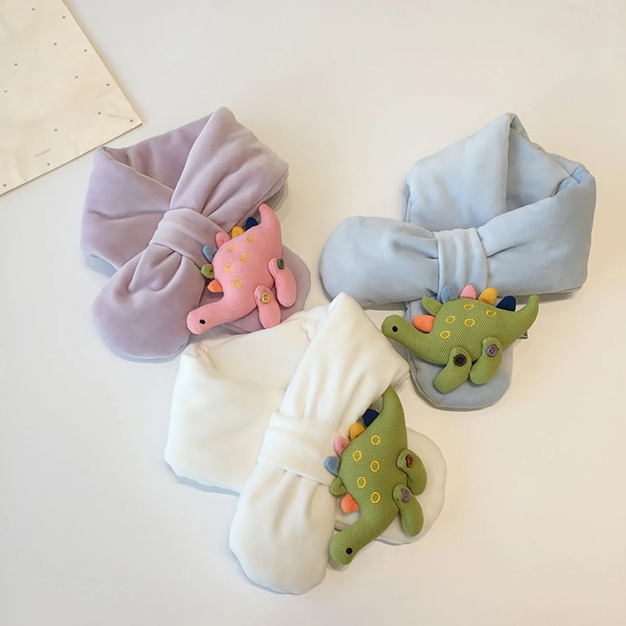 Cute Dinosaur Baby Scarf Winter Warm Scarves for Toddler Boy Girl Cartoon Animal Cross Neckerchief Kids Neck Warmer