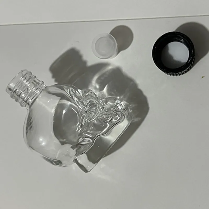 500pcs Clear Glass Bottle With Black Cap