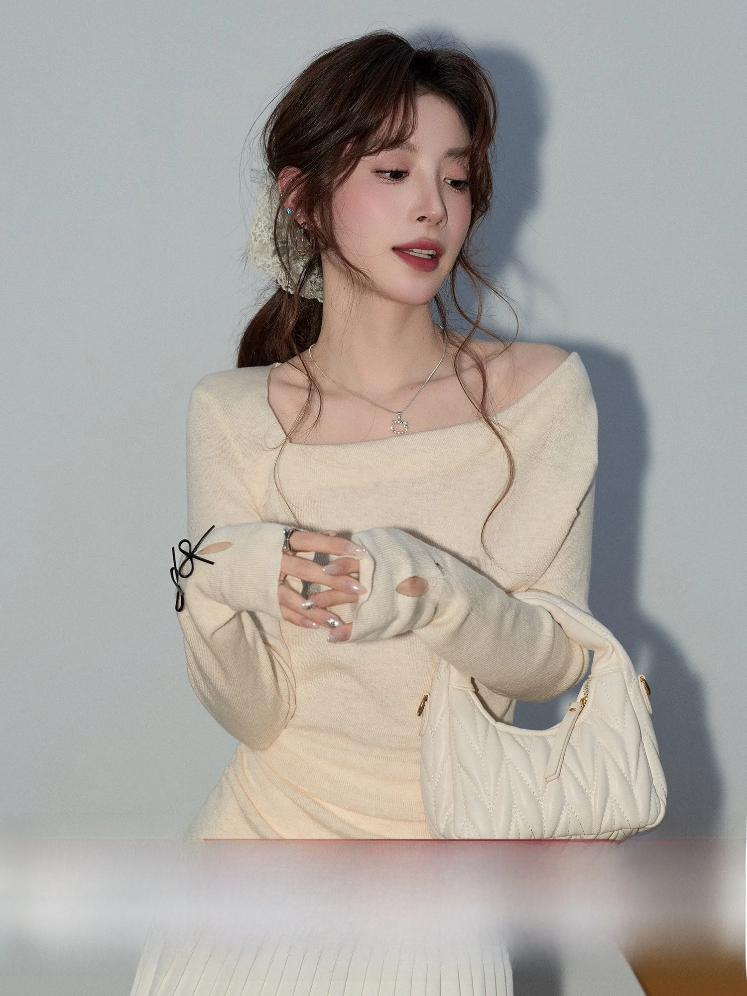 

Soft Sle Knitted Long Sve One oulder Top for Women Knot Decoration Slimming Spring New Arrival Faion Top