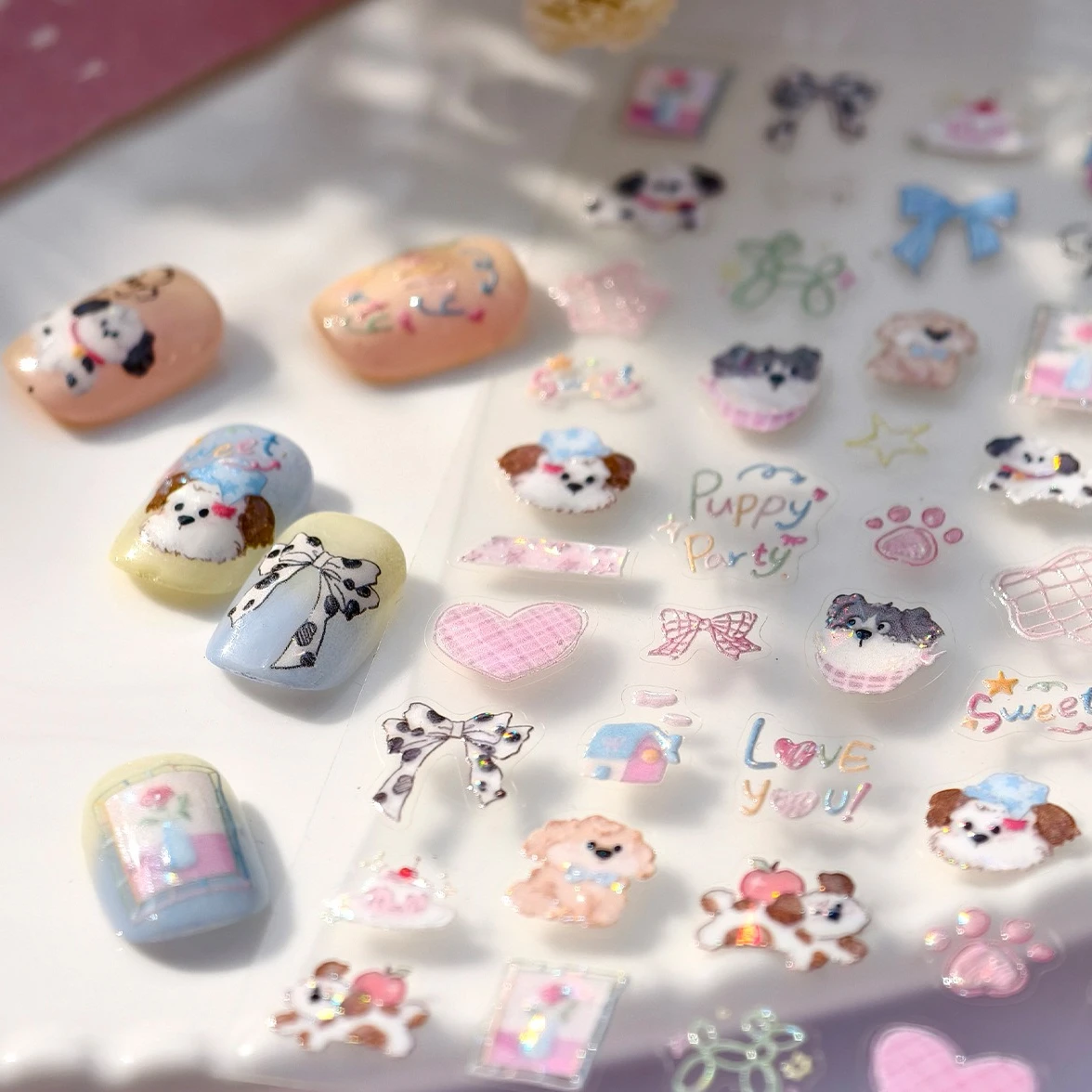 Mignon chiot coeur nœud papillon chien étoiles chat griffe imprimer fleurs champignon nuage fraise pomme lapin horloge Nail Art autocollants décalcomanies