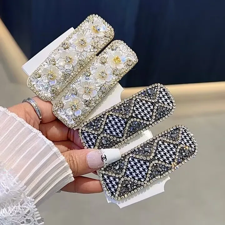 Fashionable and Minimalist Small Flower Diamond Hair Clip, Checkered Temperament Hair Clip, Bangs, BB Clip Hair Accessory