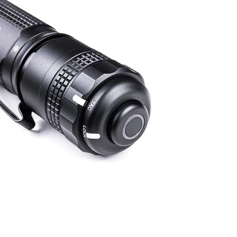 ネクストオーチー TA30D MAX 4000lm 戦術用懐中電灯