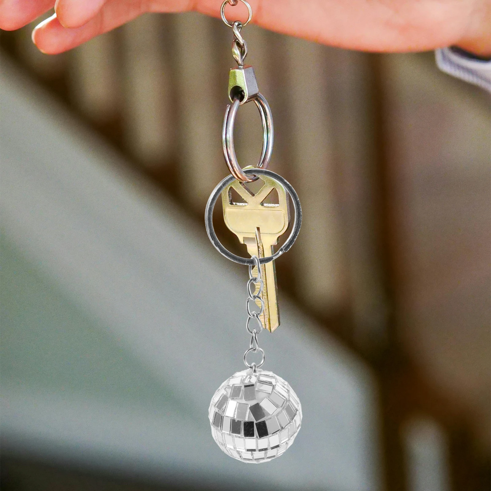 

6pcs Disco Ball Keychains Mini Pendant Beautiful Portable Key Chain Ornament Color Zinc Alloy Portable Bag Supply Gifts