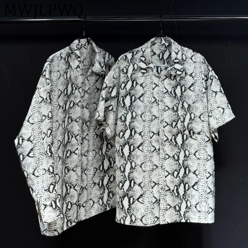 

MWJLPWQ Mens Snake Print Button Down Shirt Oversized Fit Short And Long Sleeve Options Summer New Casual Streetwear Blouse15620