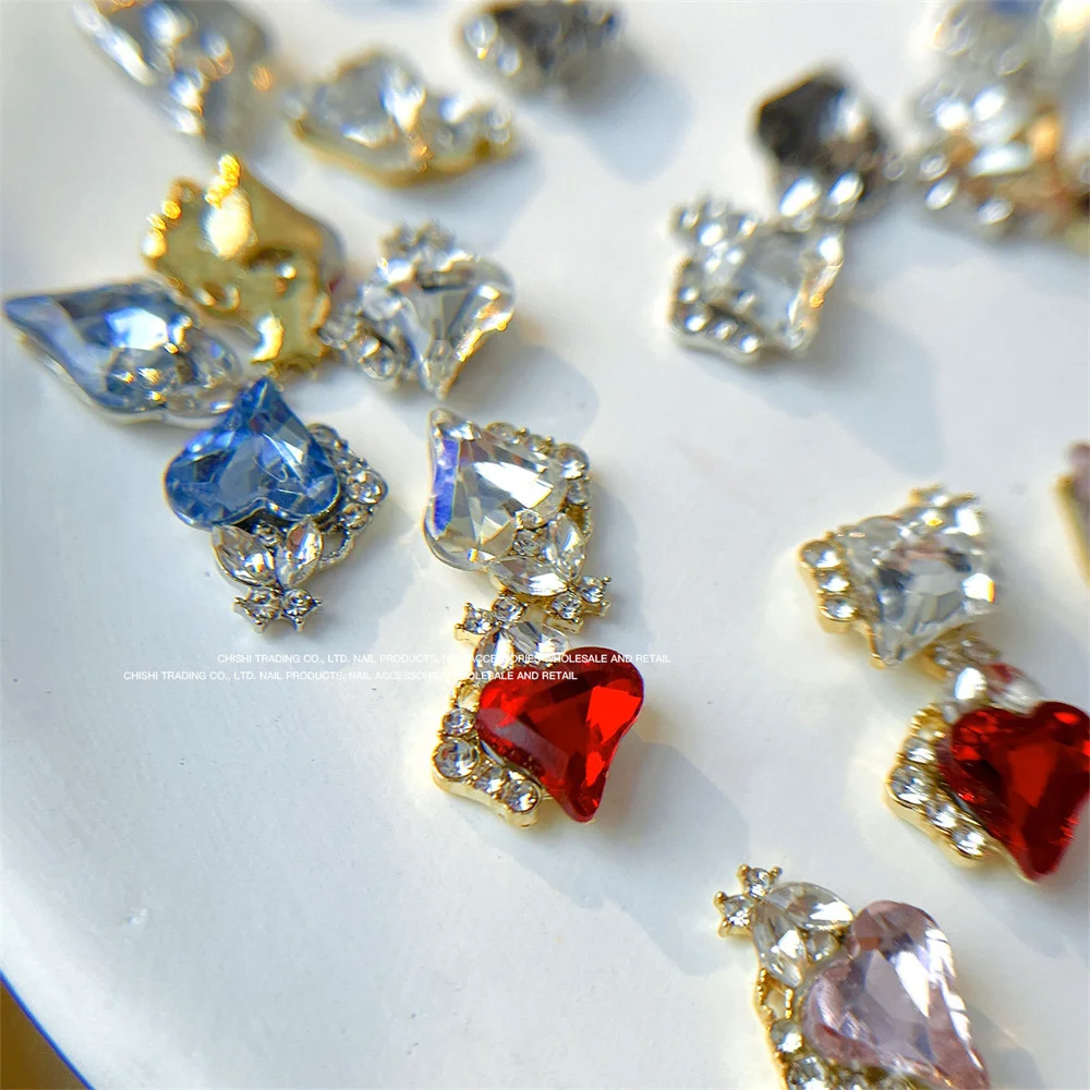 Lekkie luksusowe krzywe akcesoria do zdobienia paznokci Akcesoria do zdobienia paznokci Motyl Stroboskop do zdobienia paznokci Nowy krzywy stop metali