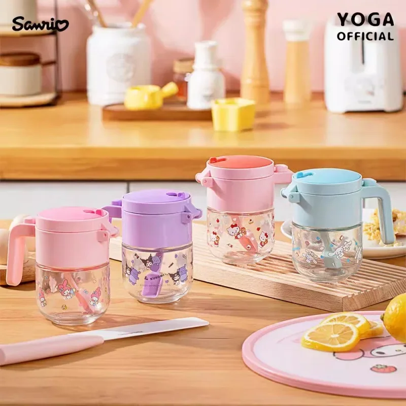 

New Sanrio Glass Seasoning Jar Household Kitchen Storage Sprinkle Material Distribution Bottle Sealing Leak proof Dual purpose