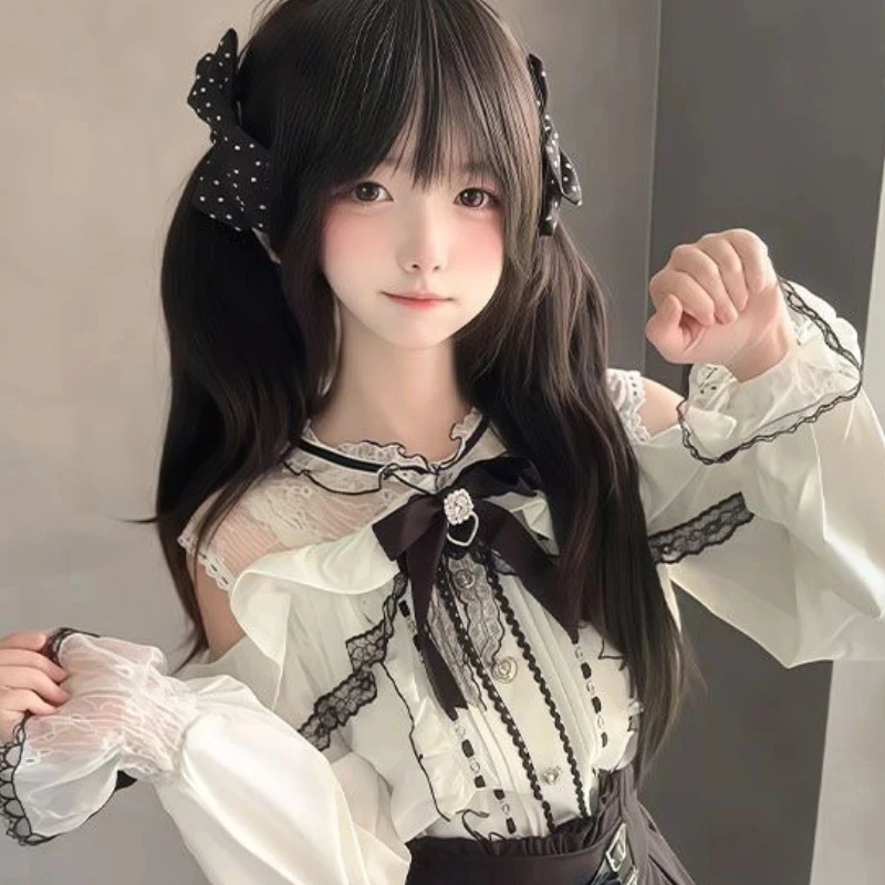 日本のゴシックY2Kロリータスタイルセット 女性用スイートレースオフショルダーフリル長袖ボウシャツハイウエストスリムミニスカートスーツ