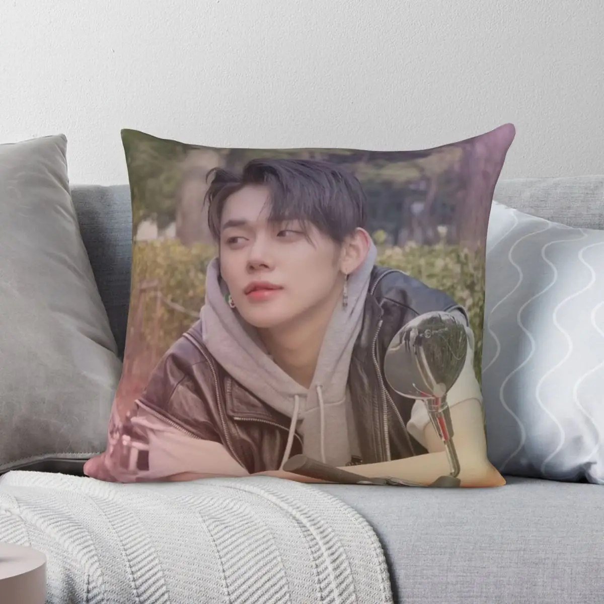 Txt Yeonjun Pillowcase Polyester Linen Velvet Creative Zip Decor Pillow Case Home Cushion Case