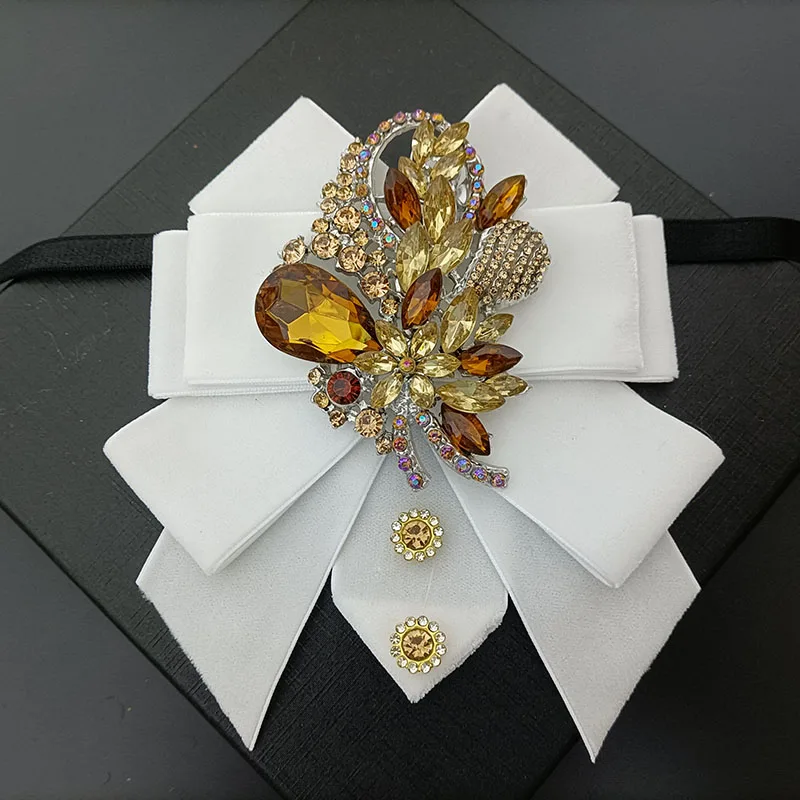 Herren Fliege Samt Strasssteine Handgefertigter Schmuck Geschenke High-End Business Bankett Anzug Hemdkragen Blume Männer Hochzeit Fliege – Detail 13