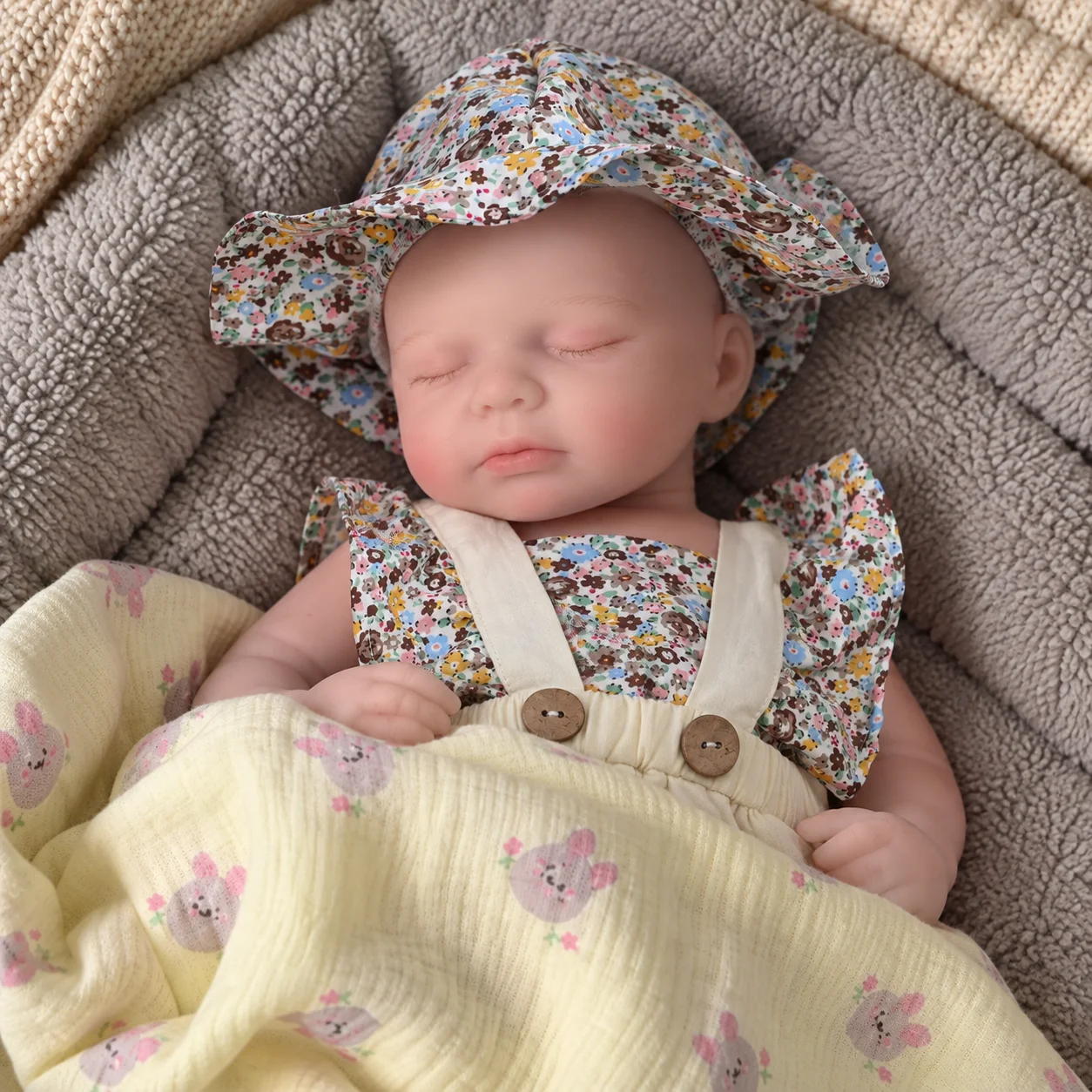 50cm Full Body Silicone Reborn Baby Doll Bald Head Closed Eyes Handcrafted Lifelike Newborn Boy & Girl Collectible Display Gift