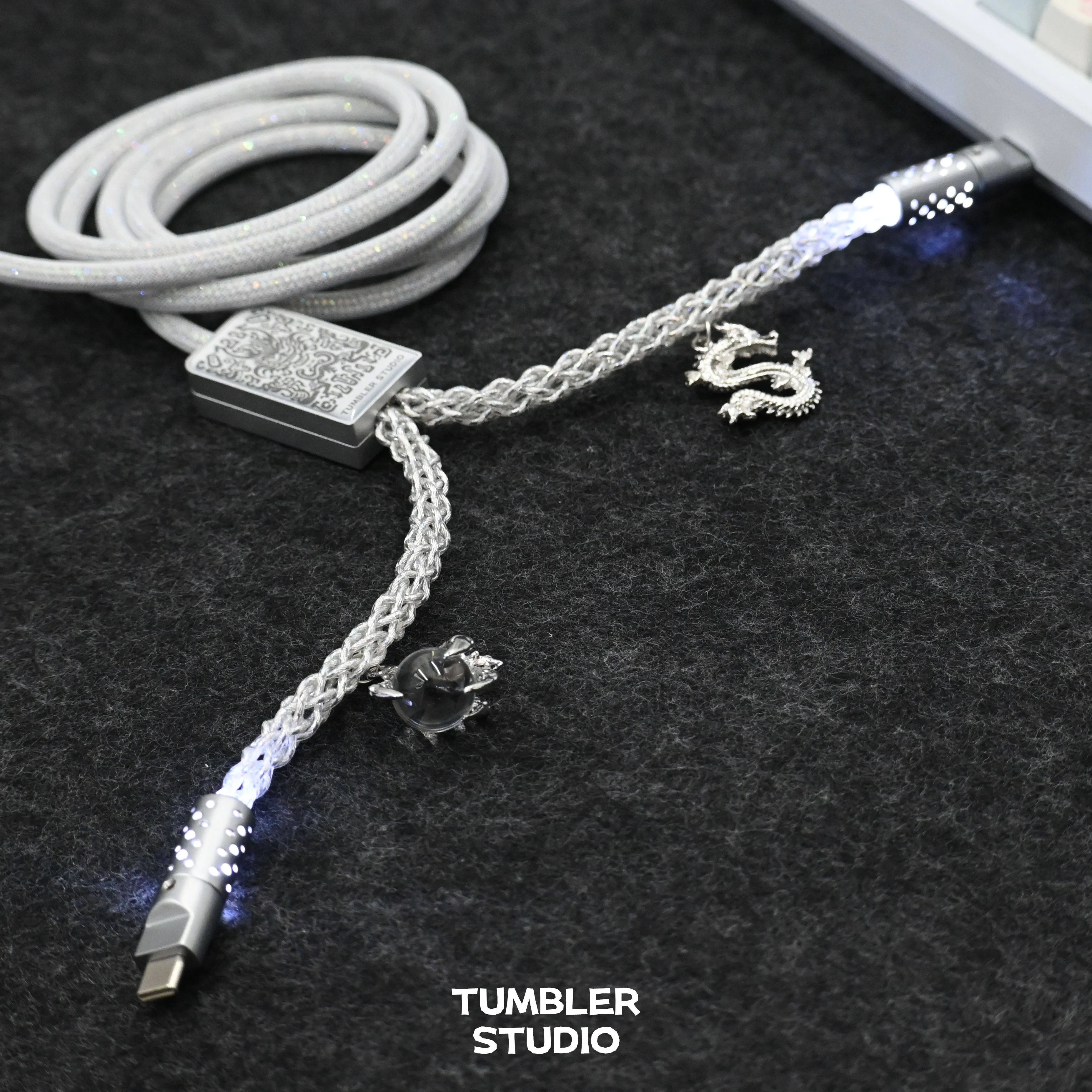 Tumbler Studio One-to-Two 8K Custom Mechanical Keyboard Aviator Cable One Input Dual Output Coiled Magnetic Switch Cord