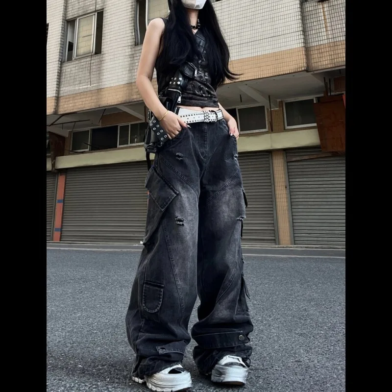 Multi Pocket Cargo Jeans Straight Wide Leg Denim Pants for Hip Hop Jazz Street Dance Practice and Performance Fashion Outfits