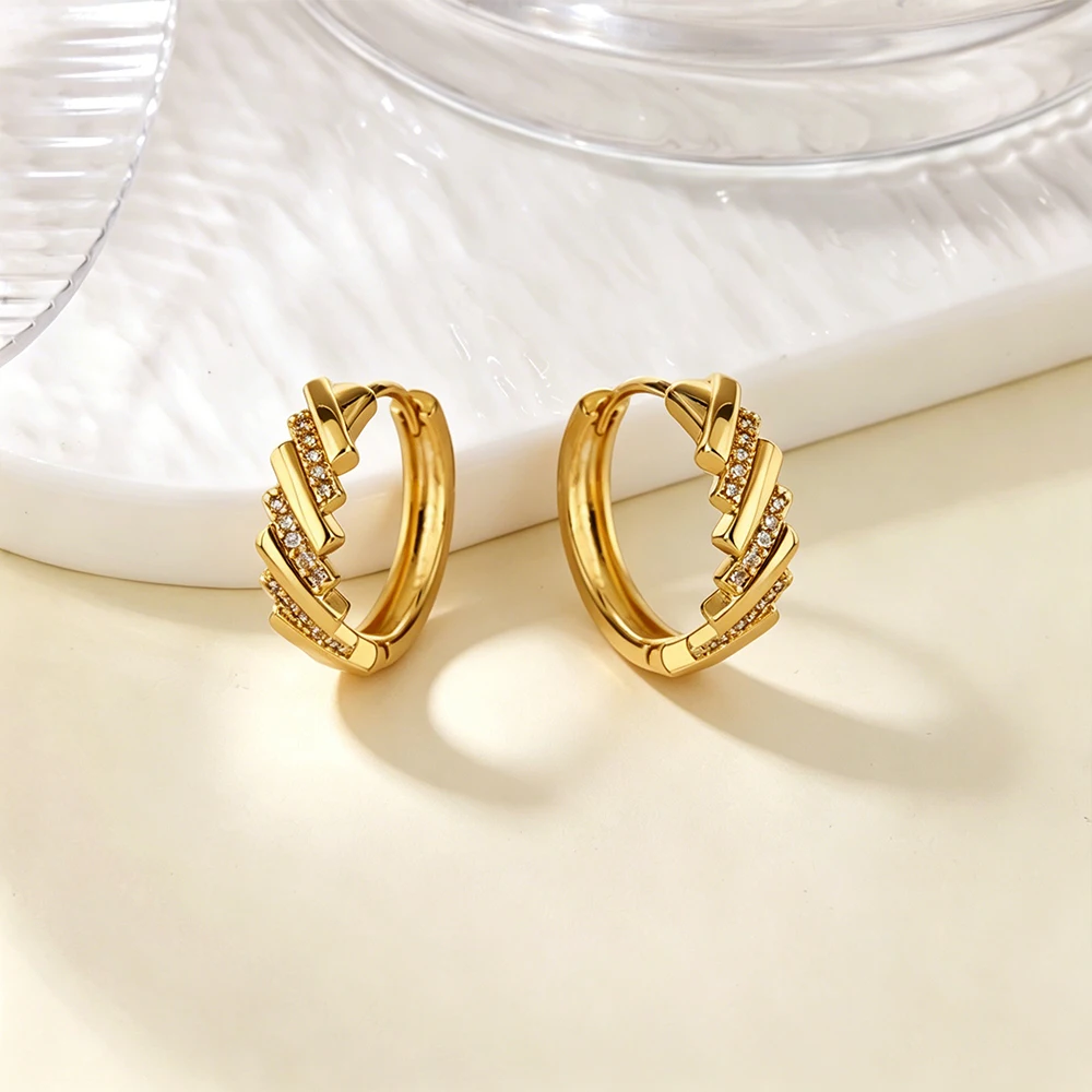 Zircon Geometirc Texture Hoop Earrings for Women 18K Gold Plated Small Hoop Earrings Fashion Jewelry Gifts for Party