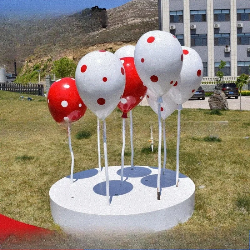Fiberglass balloon sculpture, painted resin cartoon balloon combination model shopping mall, ornament
