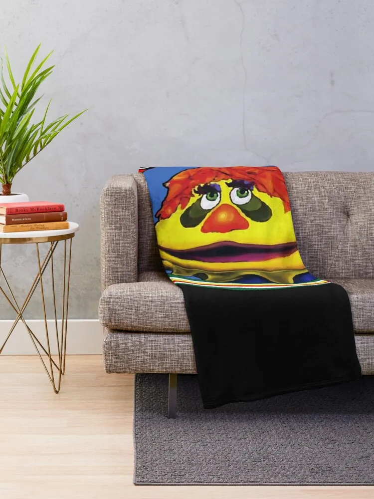 H.R. Pufnstuf Essential T-Shirt Throw Blanket Bed Fashionable Sofas for babies Blankets