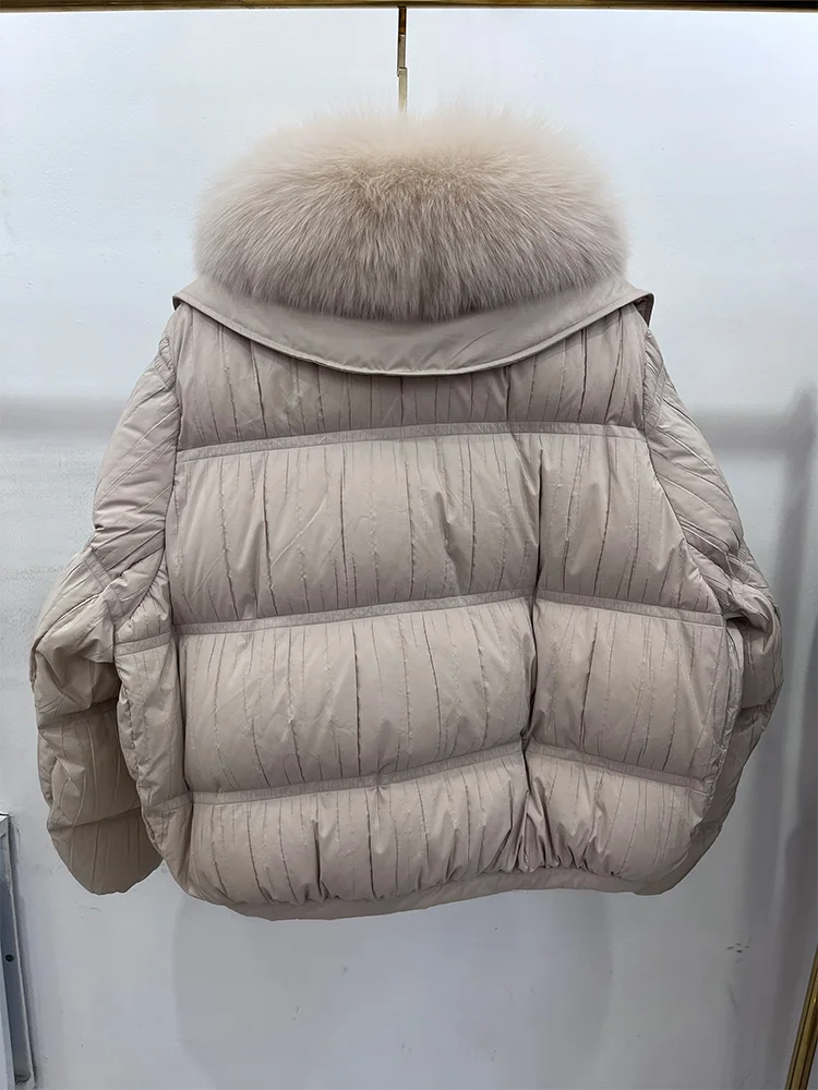 2025年冬暖かい女性用天然グースダウンジャケット、本物のキツネの毛皮の襟付きパファージャケット、厚手の女性用アウターコート、ホットセール