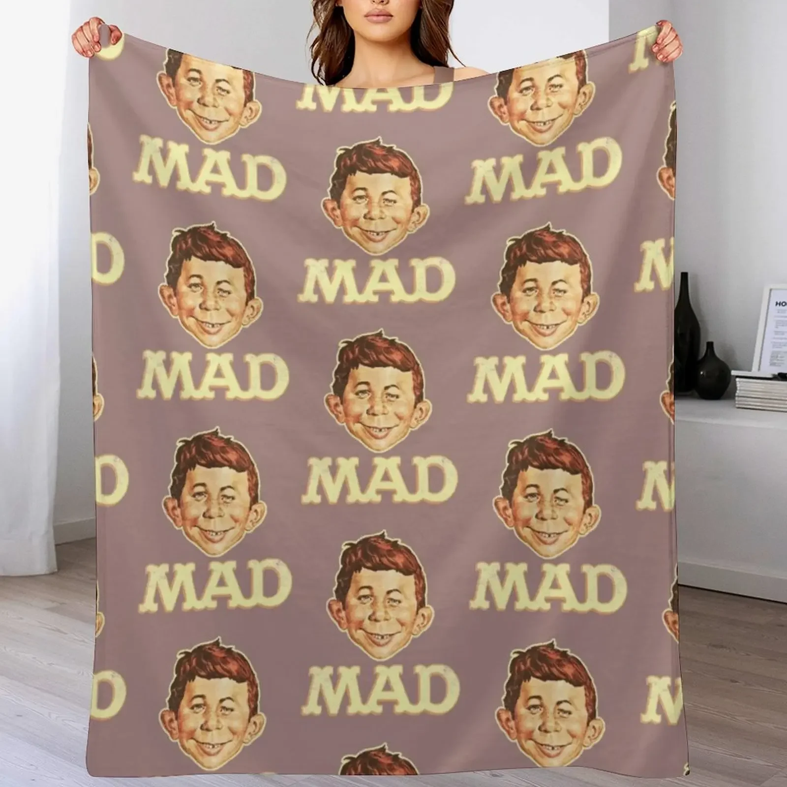 

Mad Magazine Mad Magazine [Vintage Distressed] Throw Blanket Soft Warm Blanket Gift for Men Women Adults