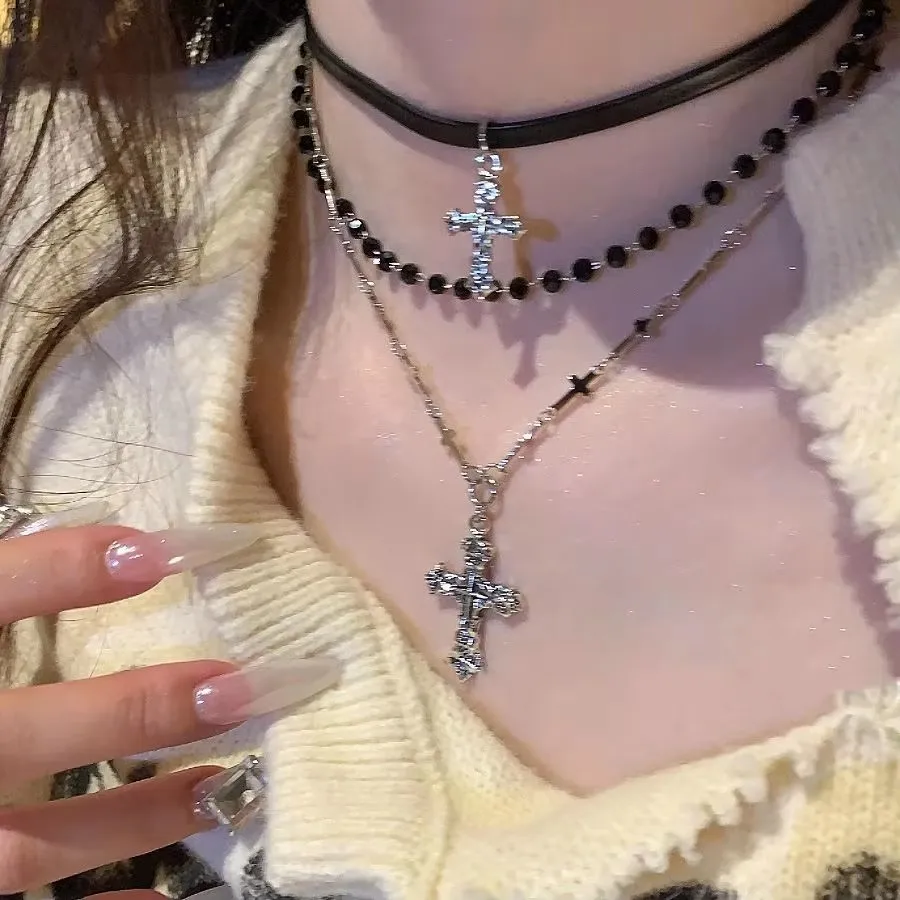 Gothic Y2K Metall Kreuz Anhänger Multi Layer Perlen Halskette Für Frauen Männer Vintage Punk Grunge EMO Charme Schmuck Zubehör Geschenk