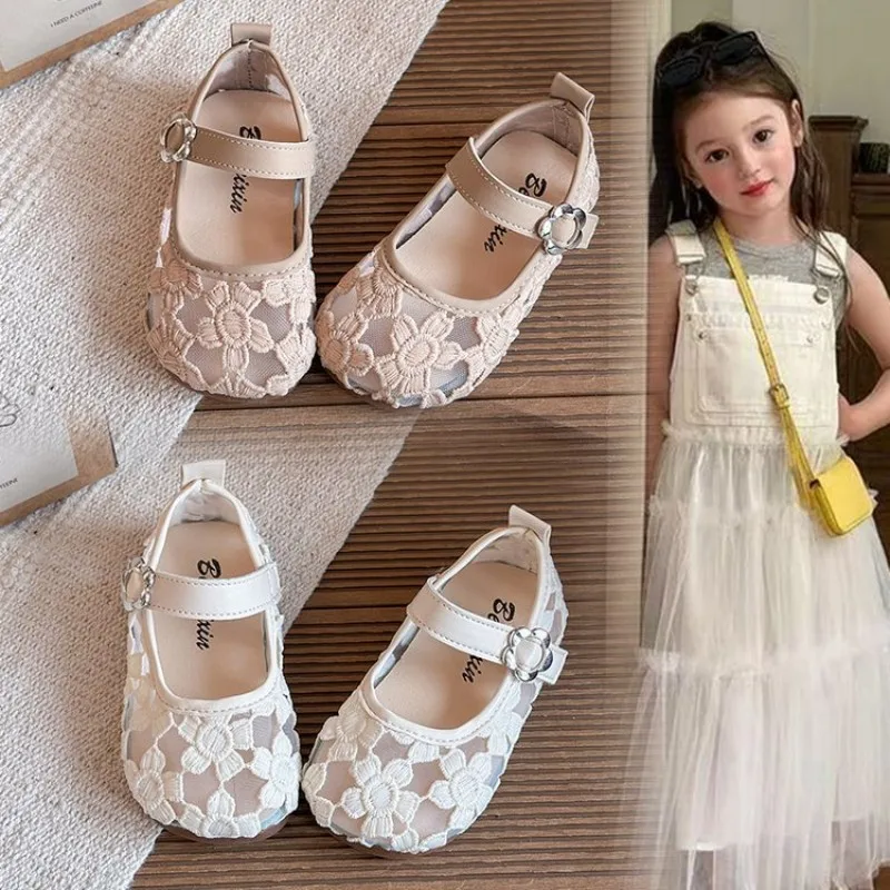 

Girls' comfortable casual sneakers and sandals, with floral embroidery and breathable mesh material, simple princess-style shoes
