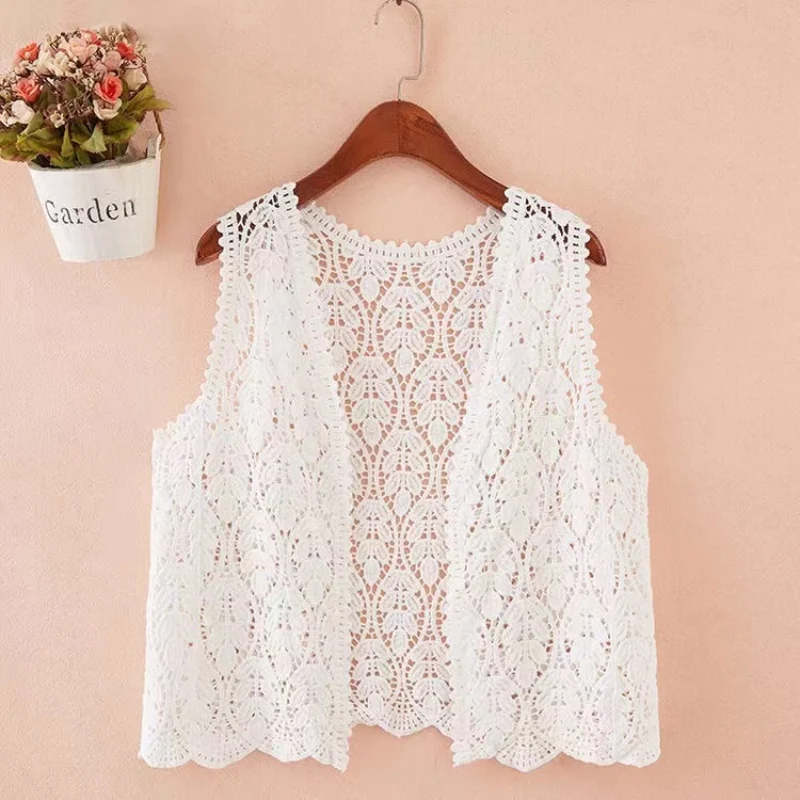 Boho Crochet Knit Vest for Women Cover Up Floral Embroidery Sleeveless Open Front Cardigan Tops Summer Vacation Outfit