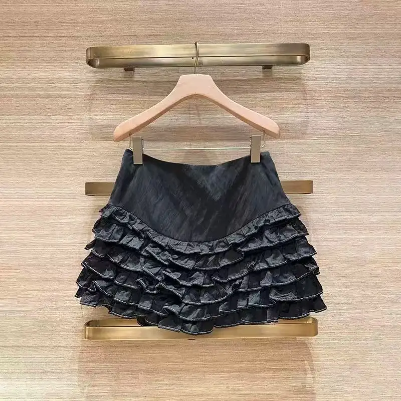 

Spring 2026 Early Fashion Sweet And Spicy Layered High Waist Pure Color Shorts Skirt Commute Style Pleated Cake Skirt Slim Fit