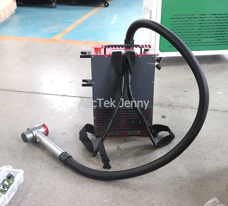 特殊モデル 200w 300w パルスレーザー 木材 金属 塗装洗浄 ミニバックパック ファイバーレーザー洗浄機 リチウム電池搭載