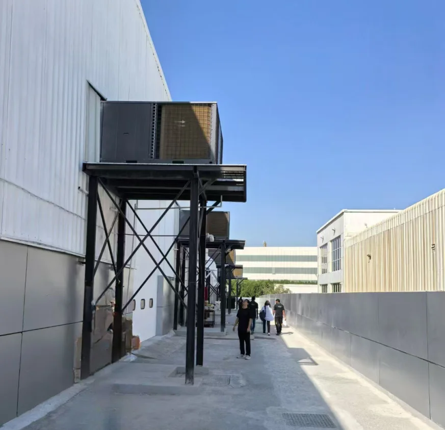 Low Price T1 T3 HVAC Inverter Commercial Roof Air Conditioner Cooling Capacity 3 RT 85 RT 12kW-300kW Rooftop Packaged Unit Motor
