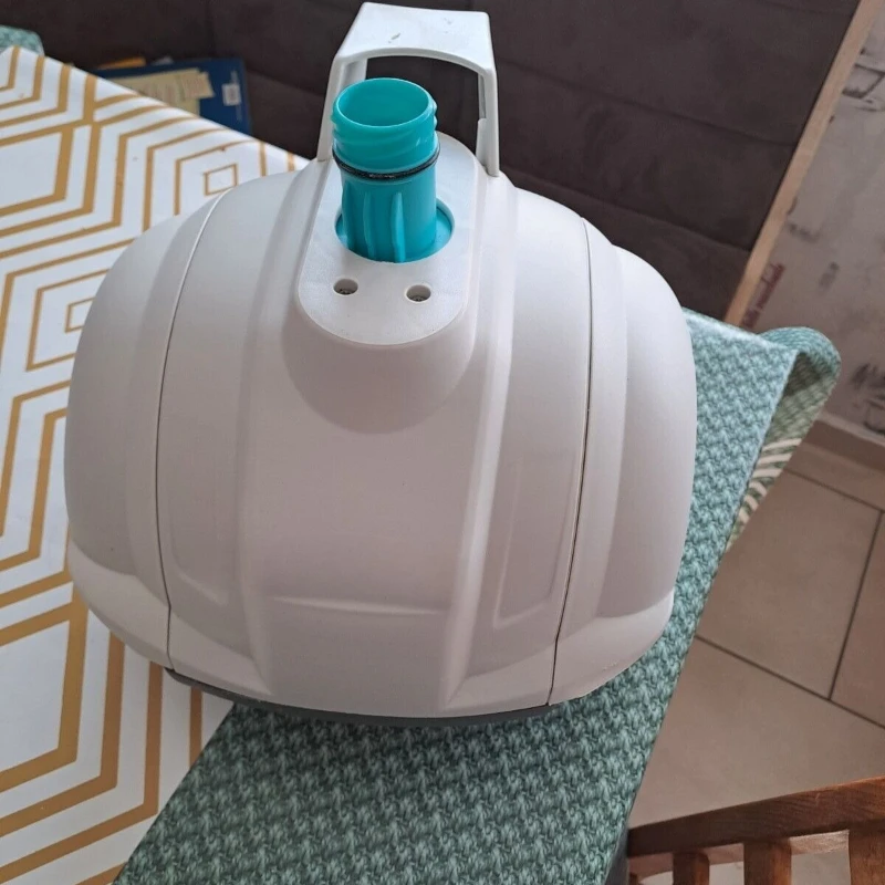 Pool cleaning trolley Pool automatic cleaning trolley