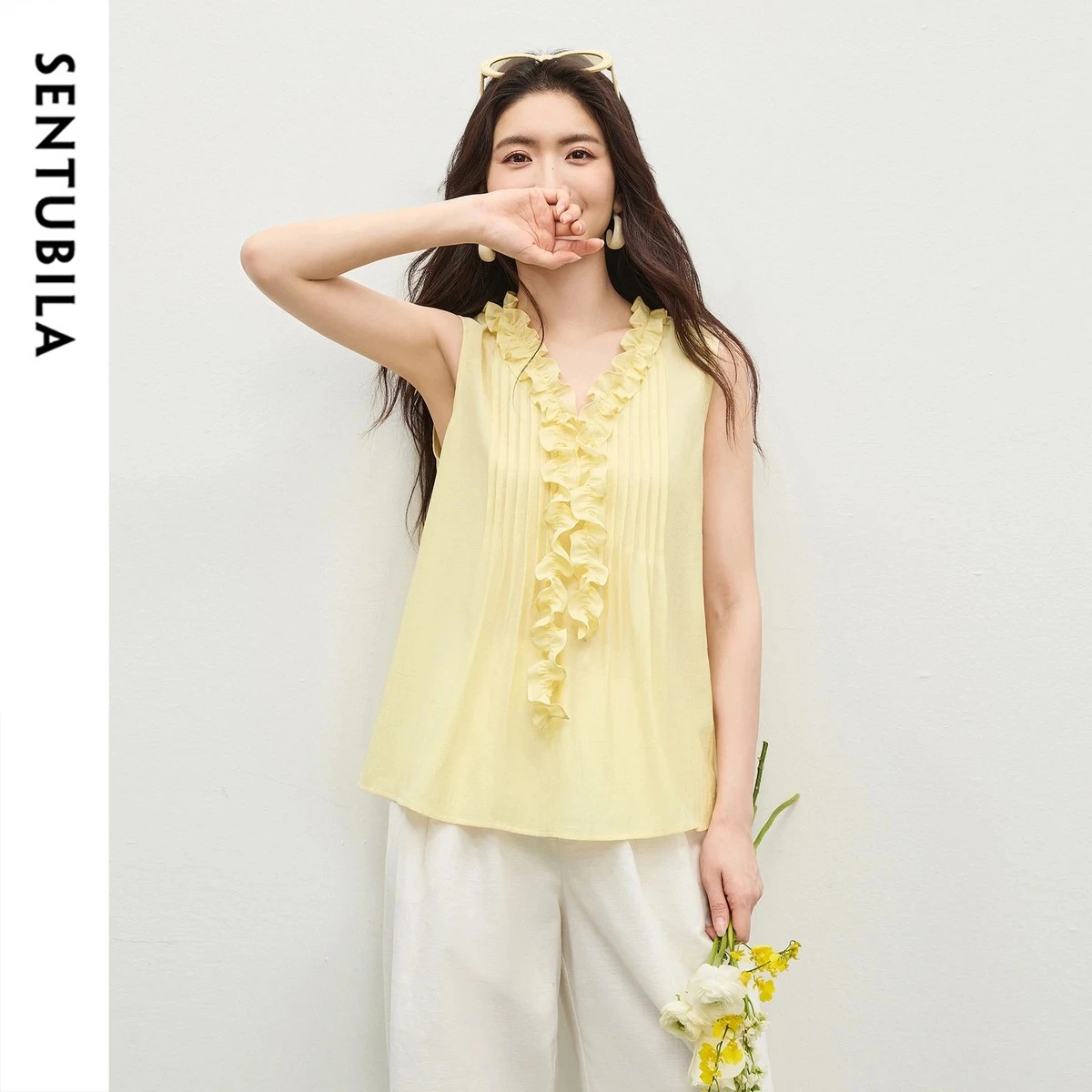 

SENTUBILA Women's Yellow V Neck Chiffon Blouse 2026 Summer Elegant Ruffle Trim Pleated Design Sleeveless Casual Shirt 162VA6380