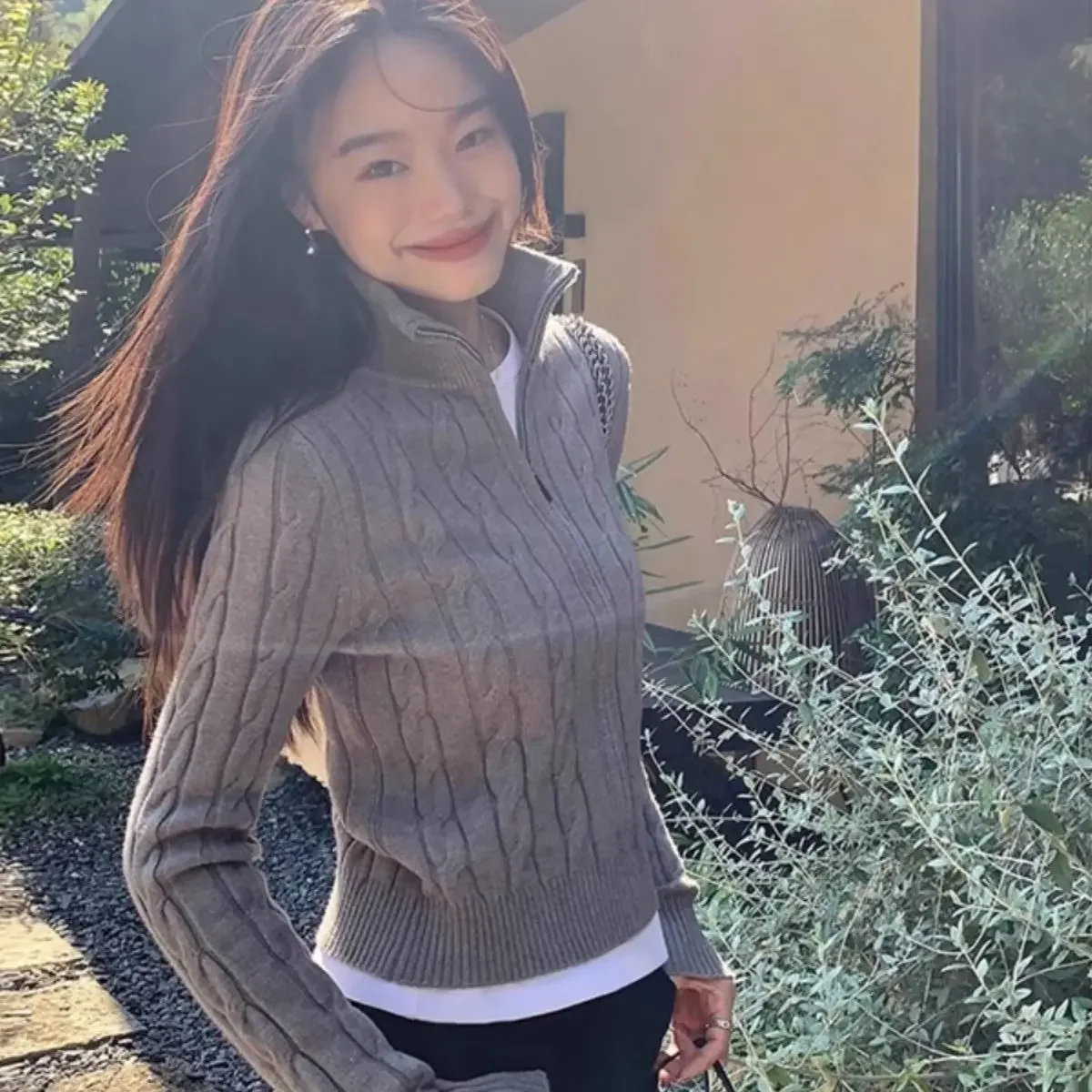 رمادي الملتوية البريدي عالية الياقة سترة سترة المرأة الخريف الشتاء ضئيلة قصيرة محبوك سترة مياو نمط أعلى بولو طوق أكمام #1