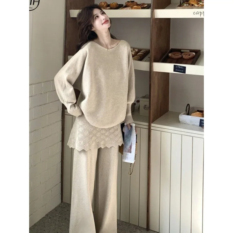 Lazy Wind Knitted Suit Women's 2026 Spring A Complete Set To Wear Casual Design Fart Curtain Wide-leg Pants Two-piece Set