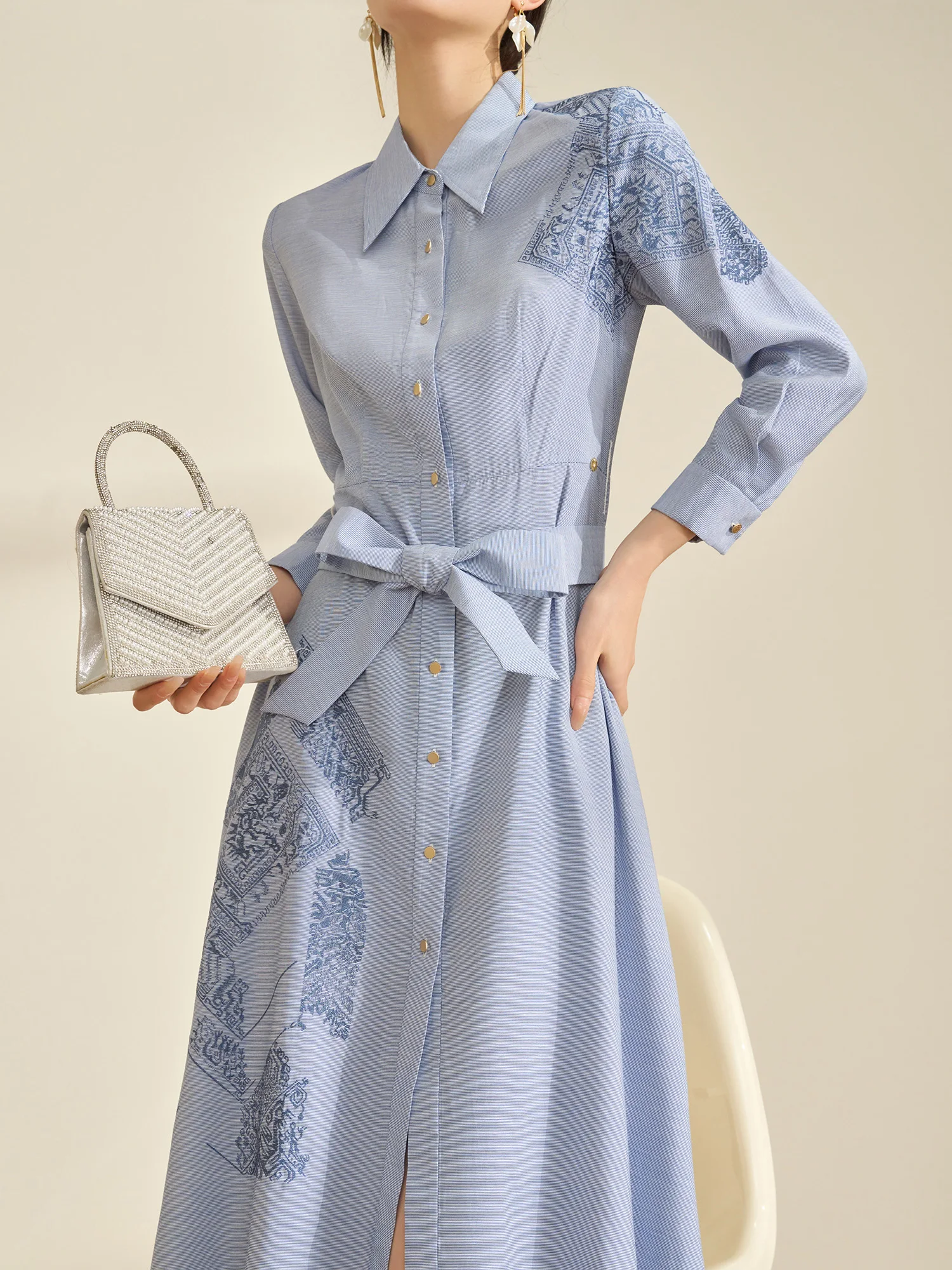 

Flowing Era Embroidered irt Dr Women's New Sle Beautifully Waist-Cinched Long Sve Button Front H-ape Polyester Fiber