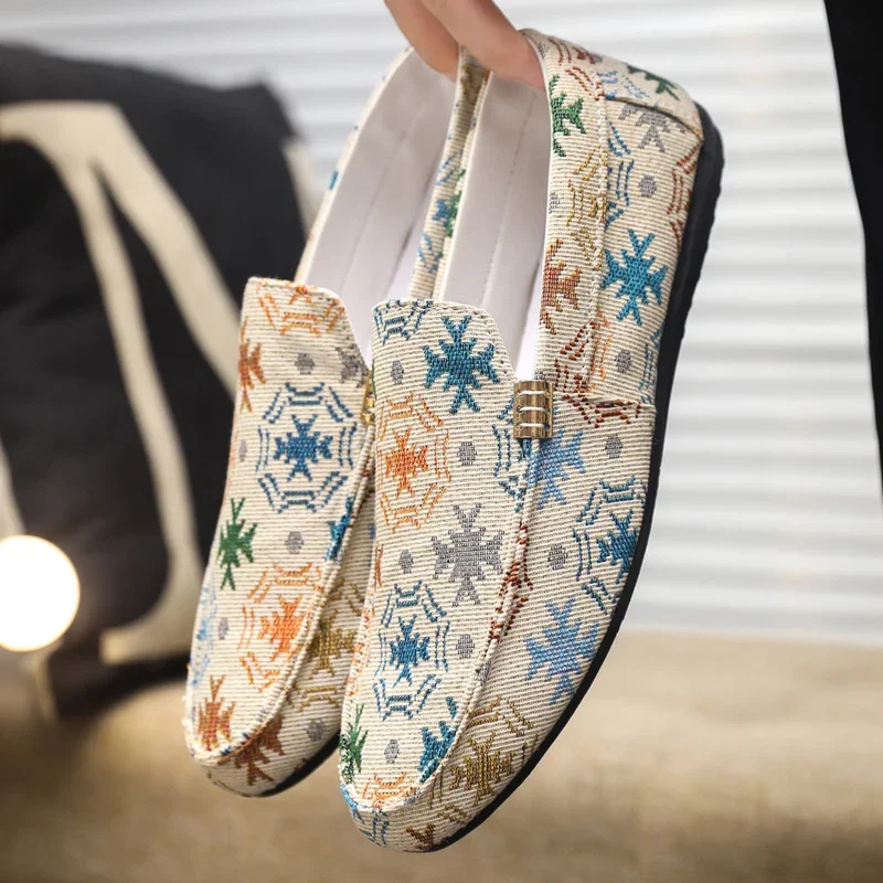 

Men Shoes Soft Slip on Loafers For Men Moccasins Male Driving Shoes Classics Canvas Sneakers