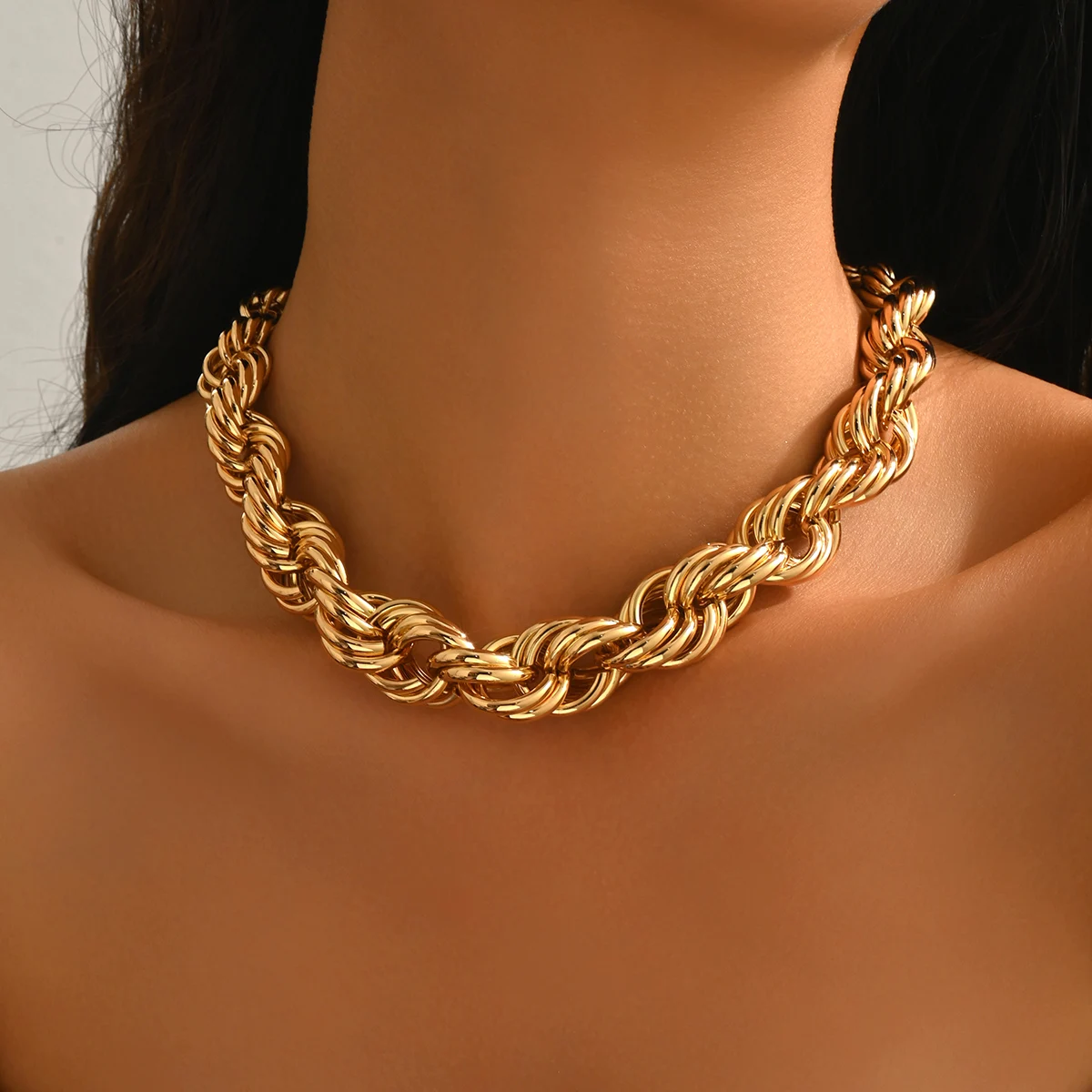 Thick Gold Cuban Chain Twisted Braided Choker Necklace Bold Statement Clavicle Jewelry Fashion Gift for Women