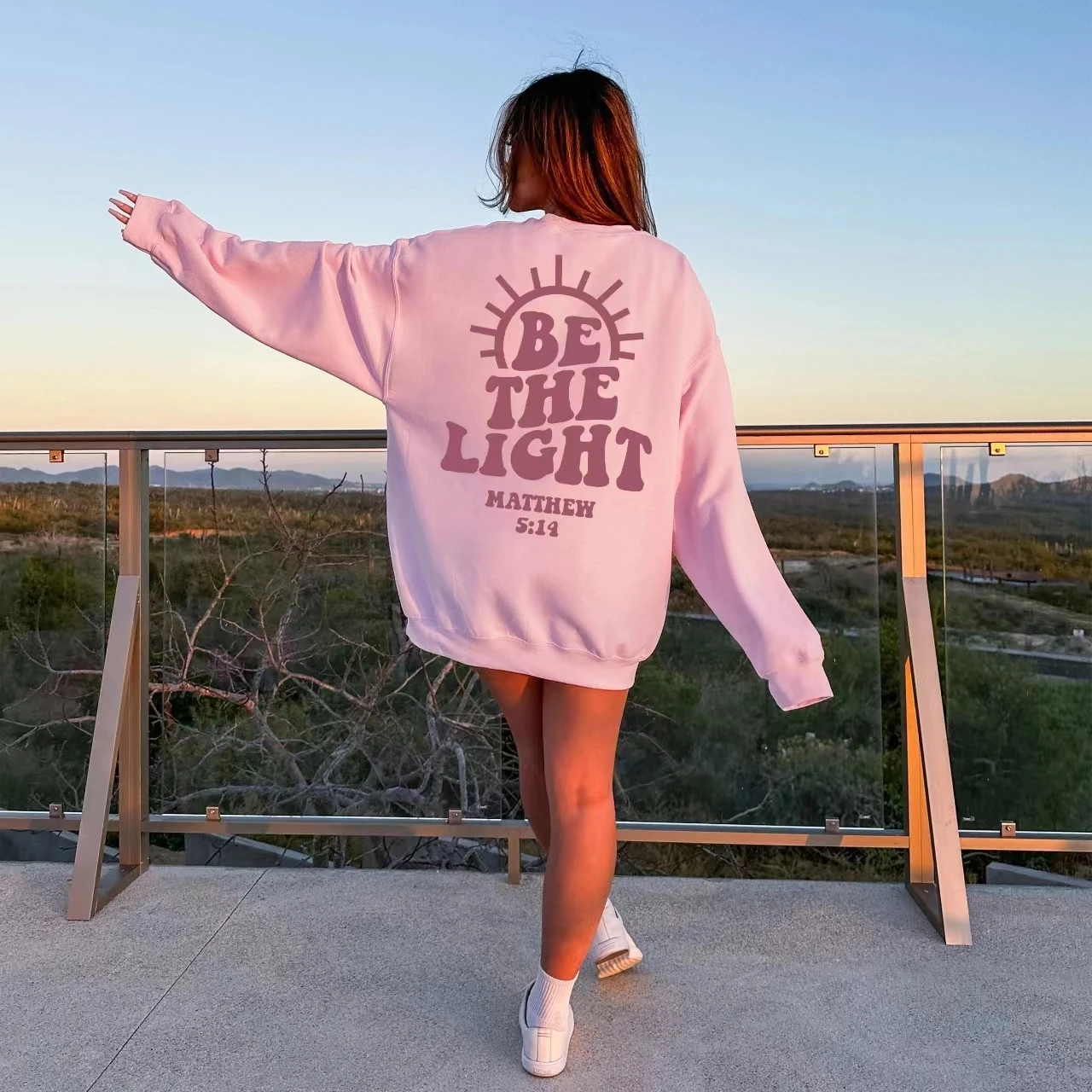 Be The Light Matthew Slogan Women Sweatshirt New Fashion Holiday Casual Female Clothes Hot Sale Stylish Trip Comfort Girl Tops