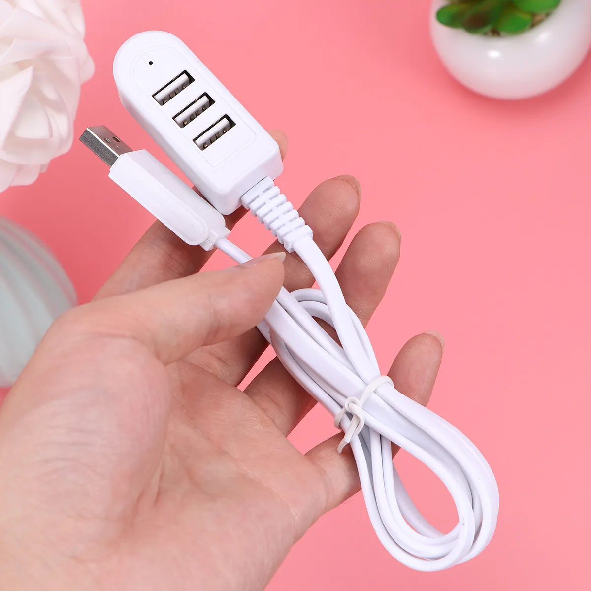 3USB Multi-Function Hub 1.2m White Multi-Port Hub Extension Line 3A Charger Compact Portable Professional Chip Data Transmission