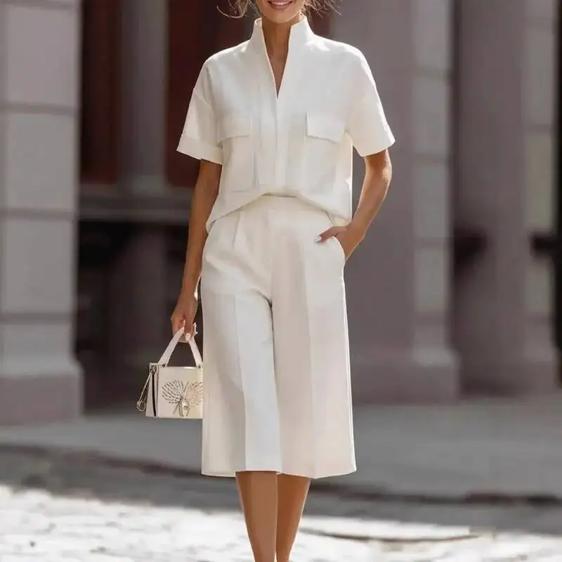 

2026 Office Fashion Loose Two Piece Sets Summer Simple Solid Color T-shirt Women's Outfit Casual High Waist Pocket Shorts Suit